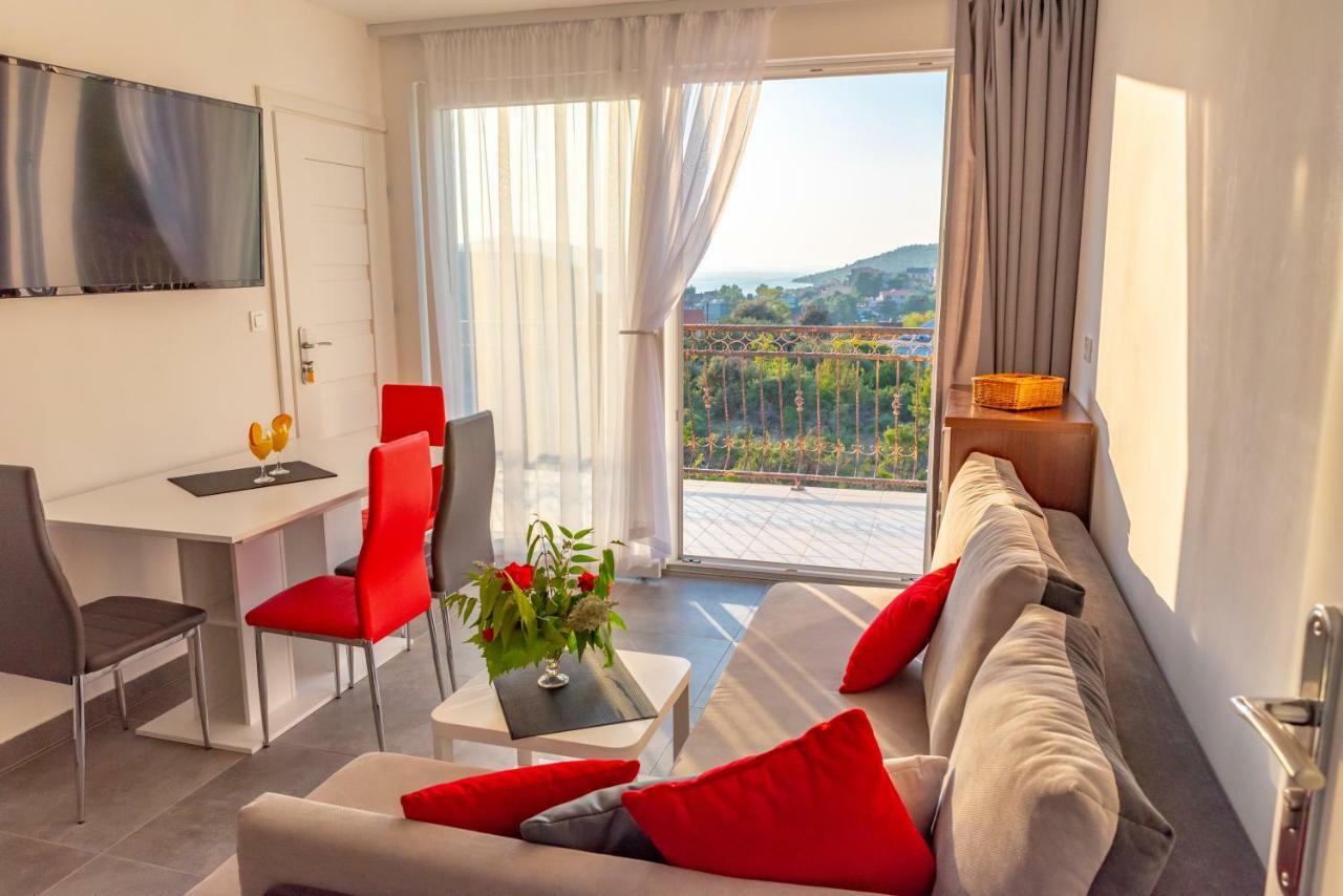 Apartmani Dalmacjia Grebaštica Esterno foto