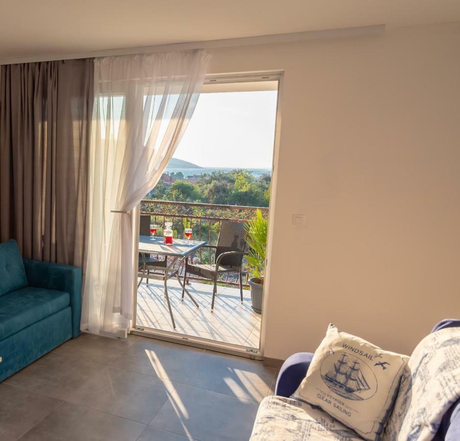 Apartmani Dalmacjia Grebaštica Esterno foto