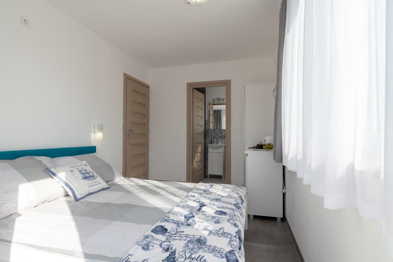 Apartmani Dalmacjia Grebaštica Esterno foto