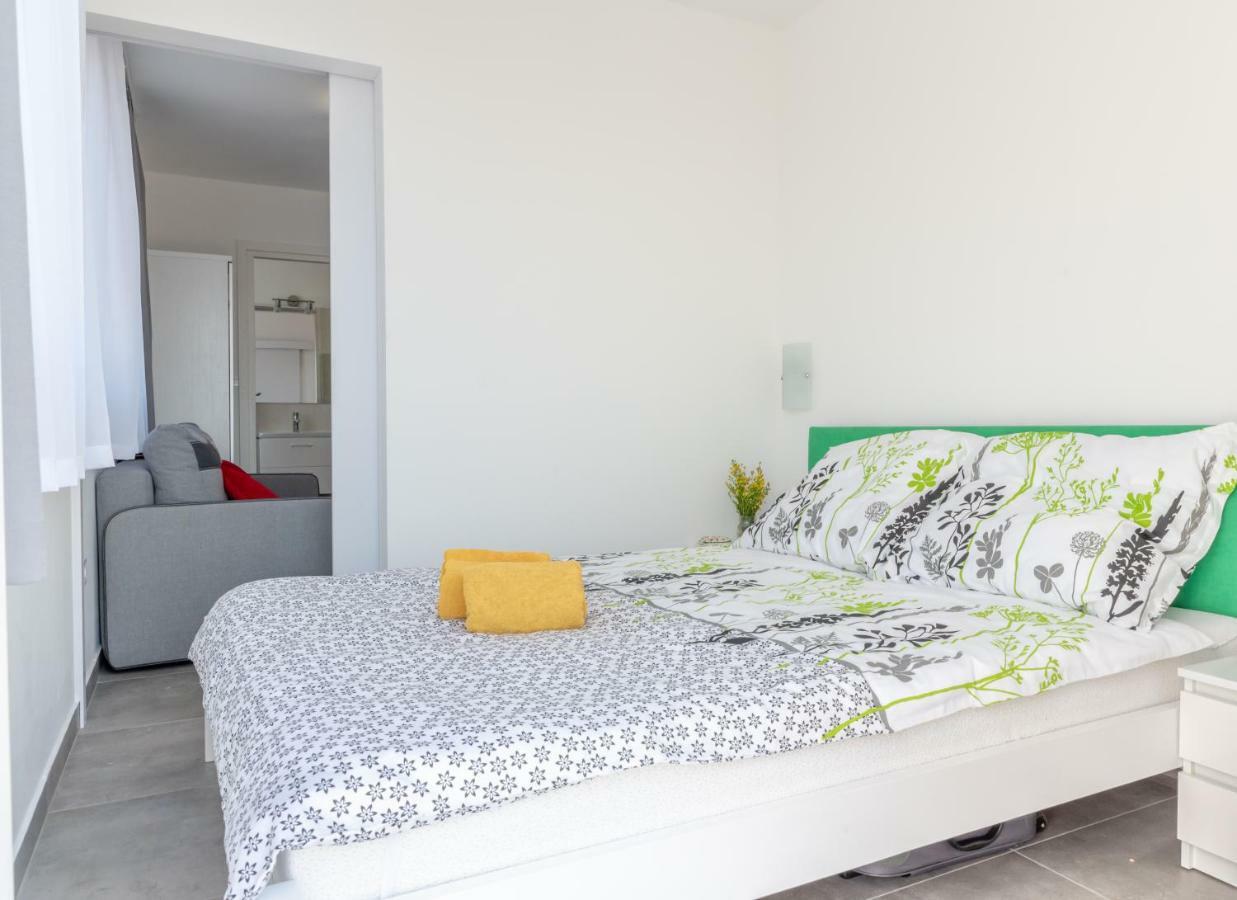 Apartmani Dalmacjia Grebaštica Esterno foto