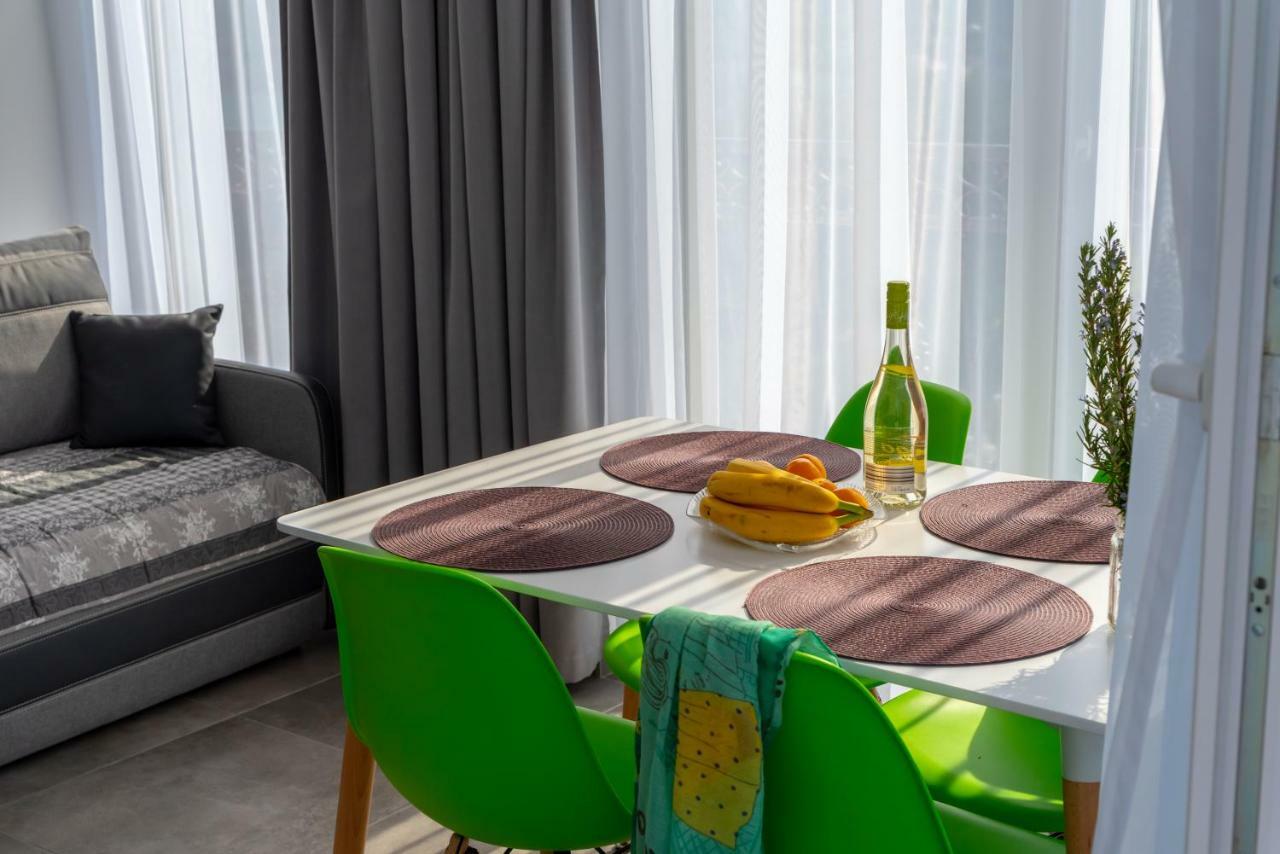 Apartmani Dalmacjia Grebaštica Esterno foto